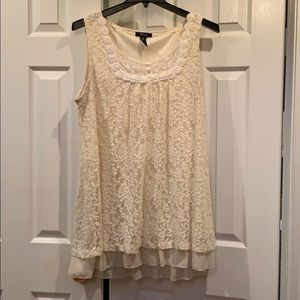 Plus Size Lace Sleeveless Top